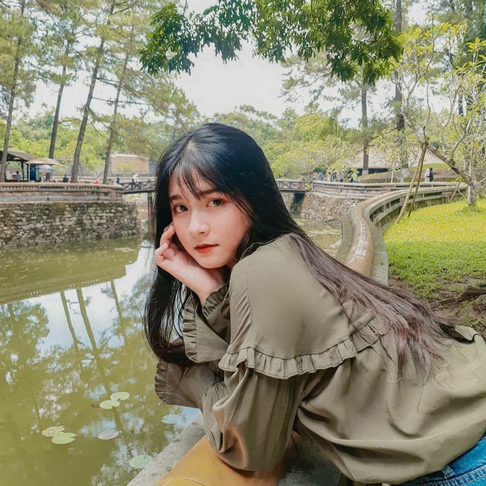 Ngắm bộ ảnh “ngọt ngào” vạn người mê của cô gái gốc Huế - 9 Ngắm bộ ảnh “ngọt ngào” vạn người mê của cô gái gốc Huế - 9