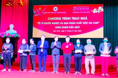 Tết vì người nghèo và nạn nhân chất độc da cam