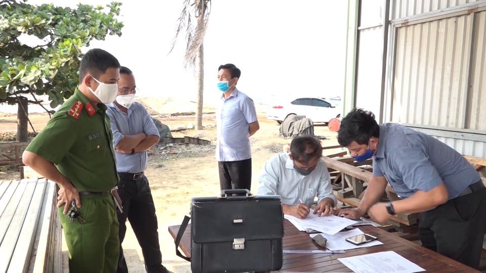 Có hay không việc sử dụng cát nhiễm mặn sai mục đích tại Phú Yên? - 2 Có hay không việc sử dụng cát nhiễm mặn sai mục đích tại Phú Yên? - 2