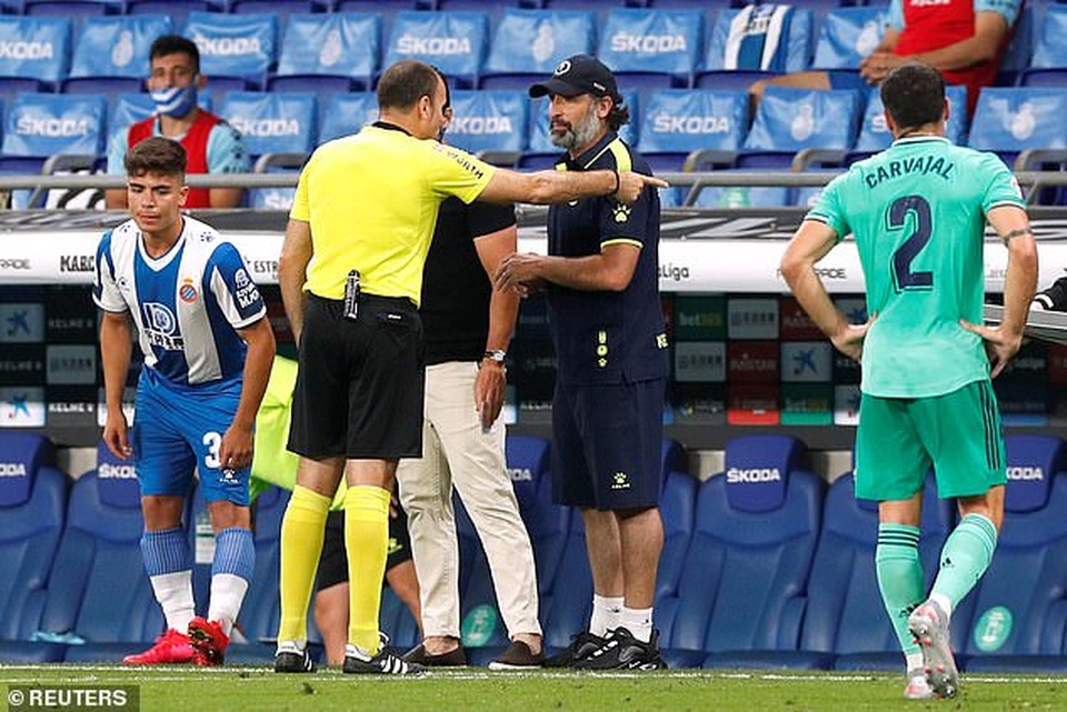 Hạ Espanyol, Real Madrid bứt phá ở ngôi đầu bảng La Liga - 3 Hạ Espanyol, Real Madrid bứt phá ở ngôi đầu bảng La Liga - 3