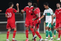 Indonesia tiếp tục thua thảm, Thái Lan đánh rơi chiến thắng đáng tiếc