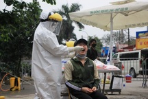 Thêm 2 ca mắc mới Covid-19 ở Hạ Lôi, 1 người là công nhân công ty Samsung