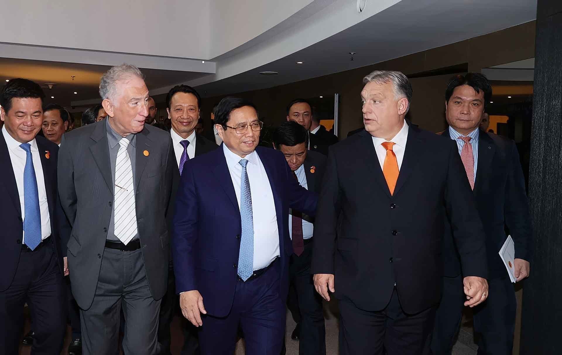 thu_tuong.jpg thu_tuong.jpg