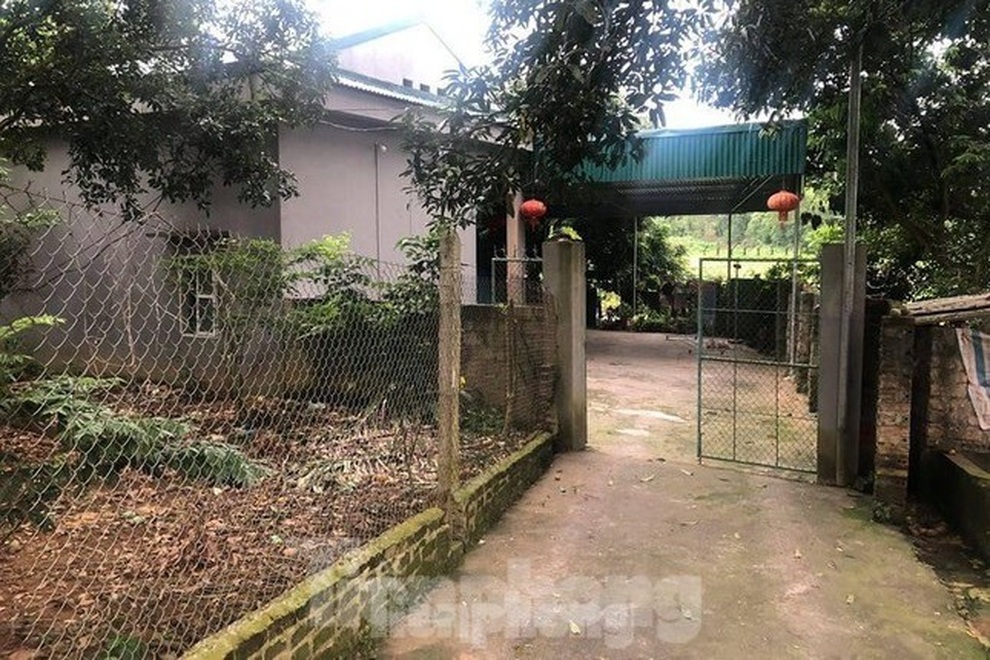 Nơi giam cầm các bé gái, ép làm gái dịch vụ của đường dây buôn người - 2 Nơi giam cầm các bé gái, ép làm gái dịch vụ của đường dây buôn người - 2
