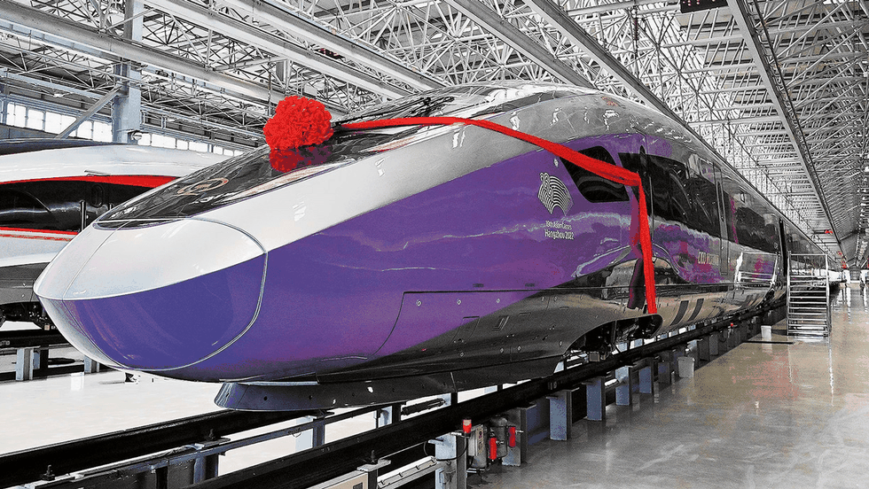 Đường sắt tốc độ cao Bắc - Nam: Du lịch thả ga, vé máy bay sẽ bớt nóng? - 2