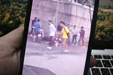 Nhóm thiếu niên ẩu đả khiến một người bị co giật ở TPHCM