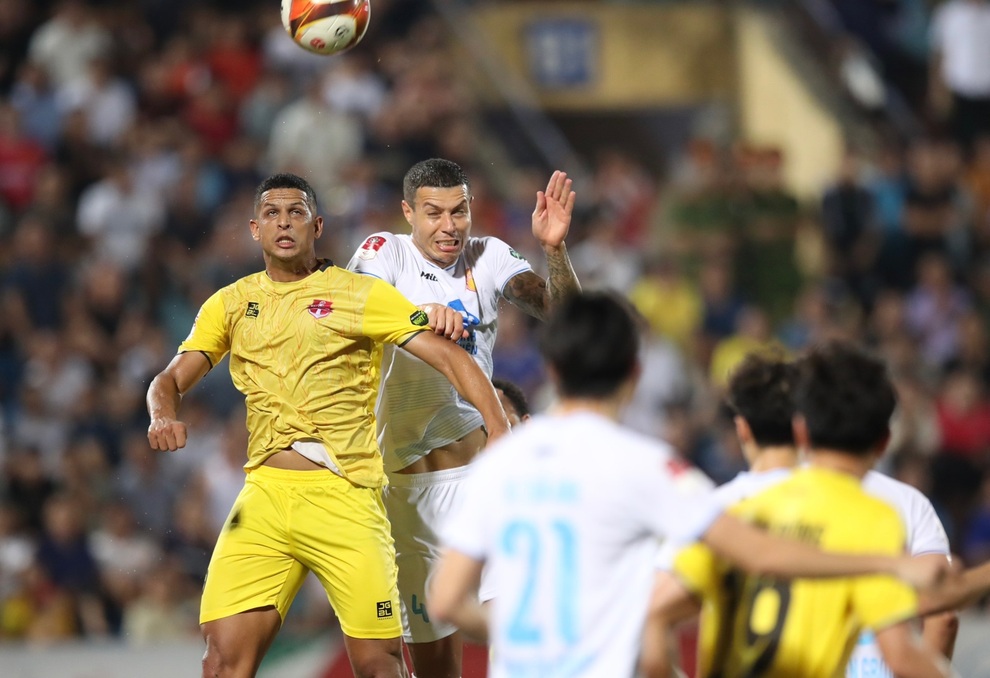 CLB Nam Định thua đậm Hải Phòng, cuộc đua vô địch V-League thêm hấp dẫn - 1