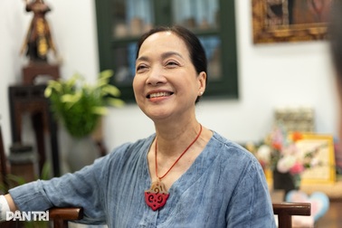 Bên trong nhà cổ 100 năm tuổi của NSND Lê Khanh giữa lòng Hà Nội