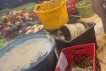 Hàng trăm kg hoa chuối ngâm hàn the, chất tẩy trắng ở TPHCM