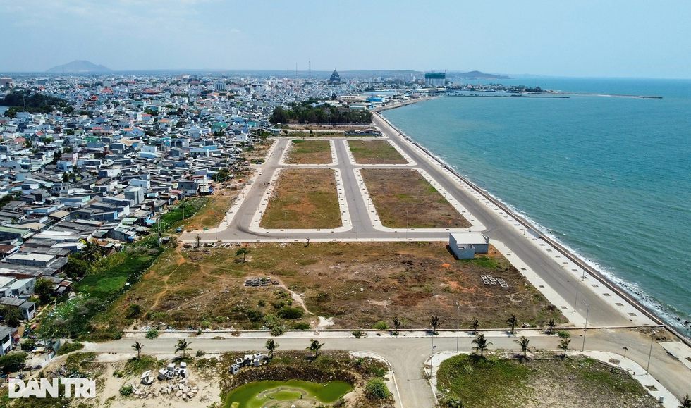 Sáp nhập tỉnh thành, TPHCM có cơ hội tạo dựng chính quyền ở cấp vùng? - 8 Sáp nhập tỉnh thành, TPHCM có cơ hội tạo dựng chính quyền ở cấp vùng? - 8