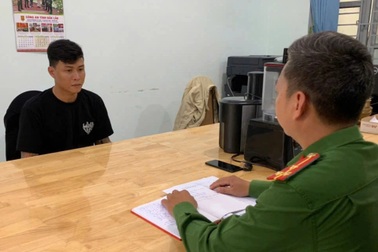 Mâu thuẫn gia đình bỏ ra ngoài thuê khách sạn ở rồi đi trộm cắp