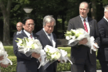 Thủ tướng Phạm Minh Chính tưởng niệm các nạn nhân bom nguyên tử ở Hiroshima