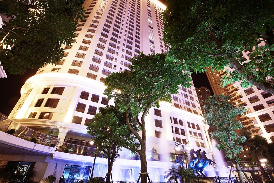 Lạc bước vào khu vườn đậm chất châu Âu trong lòng Hà Nội yên bình - 7