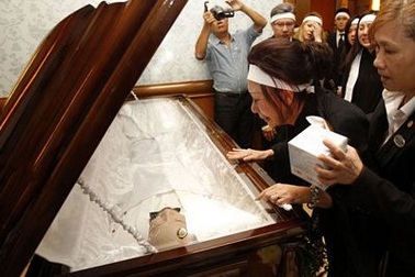 Ông Nguyễn Cao Kỳ được hỏa táng tại Malaysia