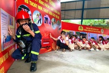 Học sinh mầm non được trang bị kỹ năng phòng cháy, chữa cháy