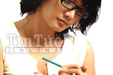 Anh Thư bức xúc về việc bị đưa tên trên đĩa đồi trụy