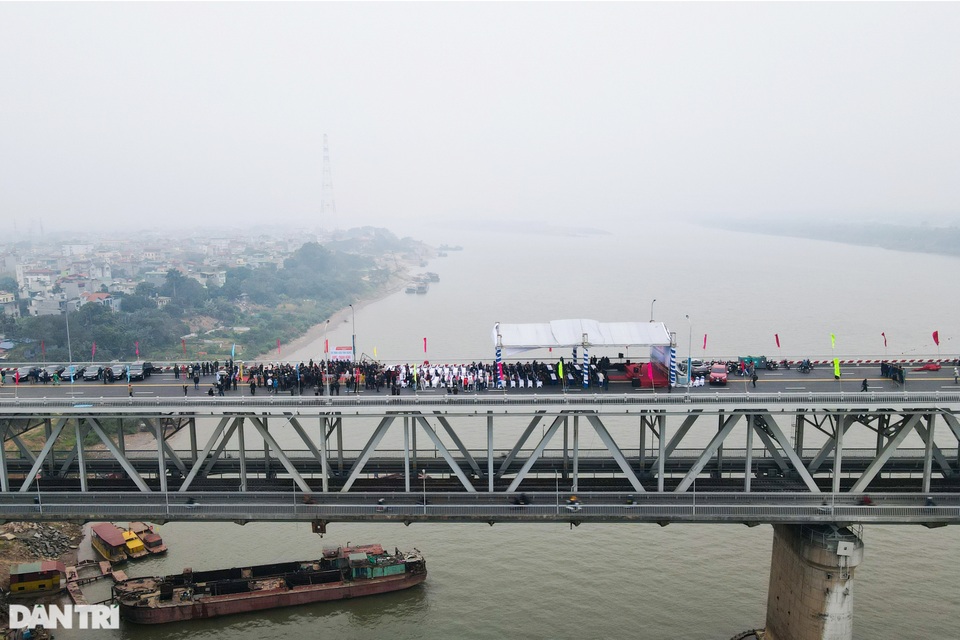 Thông xe cầu Thăng Long, kết nối xuyên suốt đường trên cao đẹp nhất Hà Nội - 5 Thông xe cầu Thăng Long, kết nối xuyên suốt đường trên cao đẹp nhất Hà Nội - 5