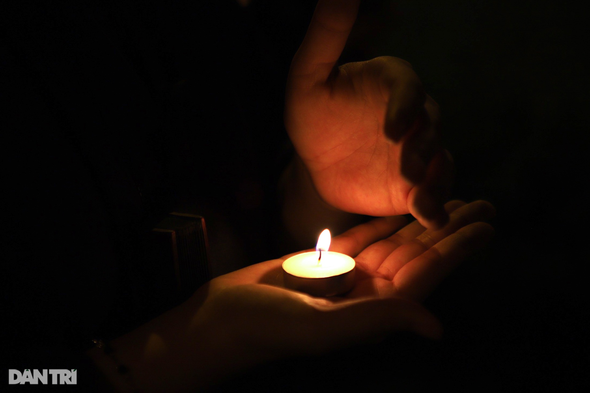 Hình ảnh ấn tượng tại lễ tưởng niệm đồng bào đã mất trong đại dịch Covid-19 - 33