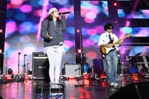 Mỹ Anh ra mắt sản phẩm quốc tế đầu tiên