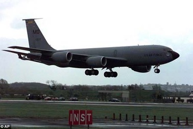 Máy bay quân sự Mỹ biến mất khỏi màn hình radar tại Anh