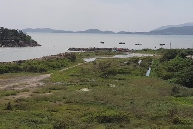 Dự án “đất vàng” hàng chục triệu đô lấn biển bị bỏ hoang ở Nha Trang