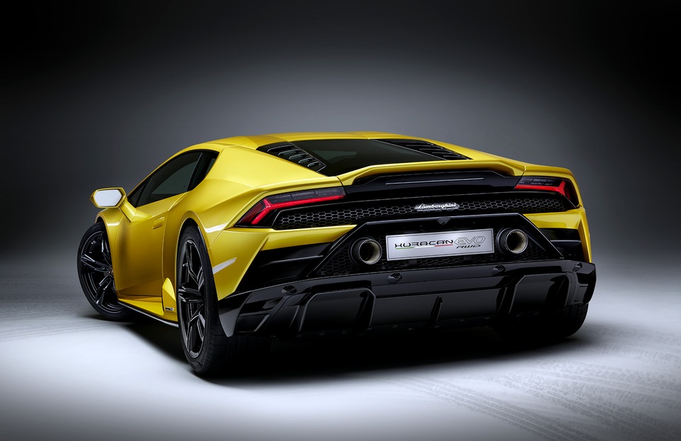 Lamborghini tung Huracan EVO “giá rẻ” - 10 Lamborghini tung Huracan EVO “giá rẻ” - 10