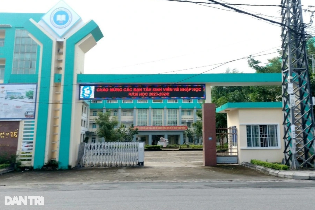 Vụ trường Cao đẳng Y tế nợ lương giáo viên: Phải thanh toán! - 1 Vụ trường Cao đẳng Y tế nợ lương giáo viên: Phải thanh toán! - 1