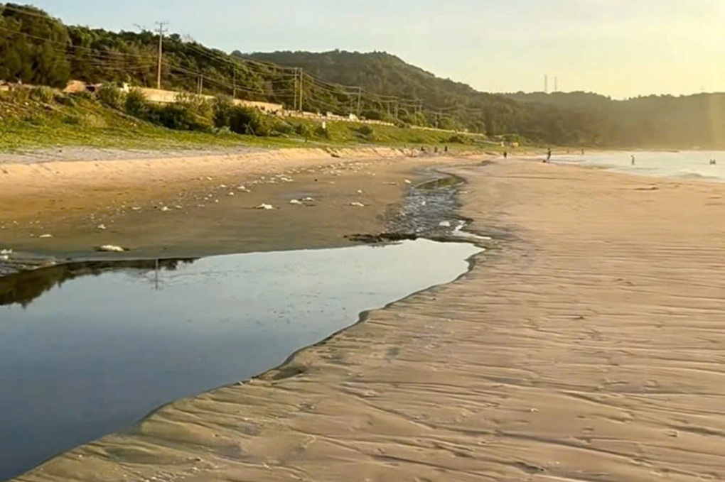 Để nước thải tràn ra biển Mũi Né, chủ resort ở Lâm Đồng bị xử phạt - 1 Để nước thải tràn ra biển Mũi Né, chủ resort ở Lâm Đồng bị xử phạt - 1