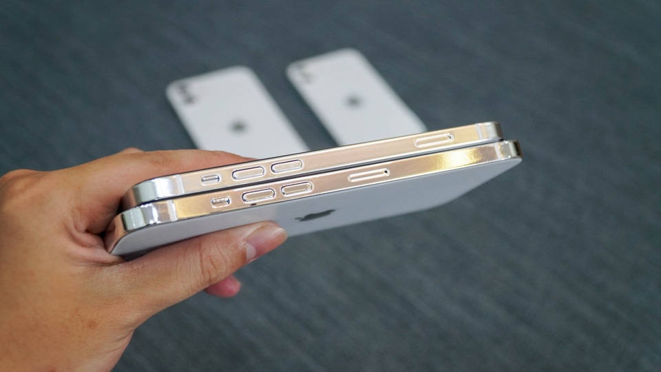 Xuất hiện mô hình 4 chiếc iPhone 12 tại Việt Nam - 4 Xuất hiện mô hình 4 chiếc iPhone 12 tại Việt Nam - 4