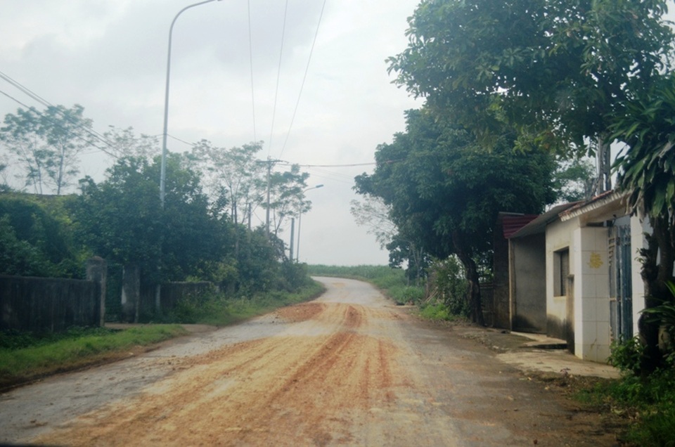 Nghệ An: Rầm rộ khai thác đất trái phép giữa thanh thiên bạch nhật! - 12 Nghệ An: Rầm rộ khai thác đất trái phép giữa thanh thiên bạch nhật! - 12
