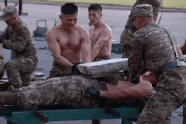 Màn trình diễn "mình đồng da sắt" của binh sĩ Triều Tiên