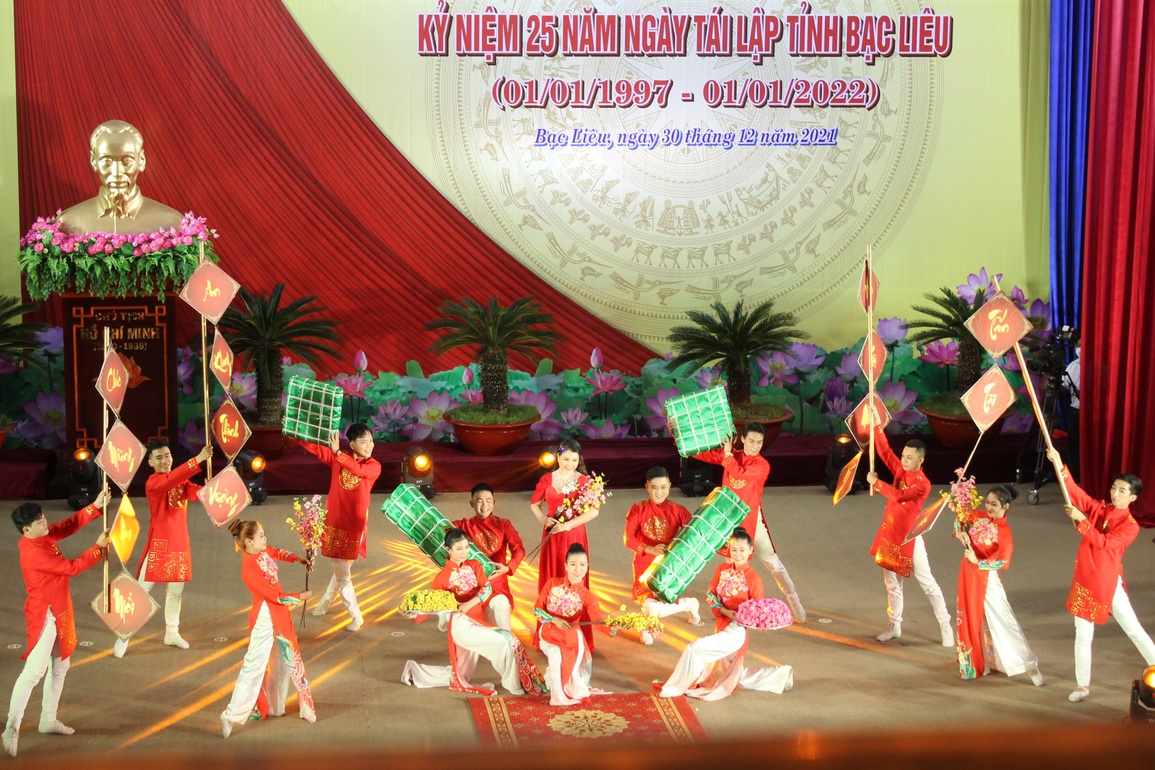 Bí thư Bạc Liêu kêu gọi người dân góp tâm huyết, trí tuệ xây dựng quê hương - 1 Bí thư Bạc Liêu kêu gọi người dân góp tâm huyết, trí tuệ xây dựng quê hương - 1