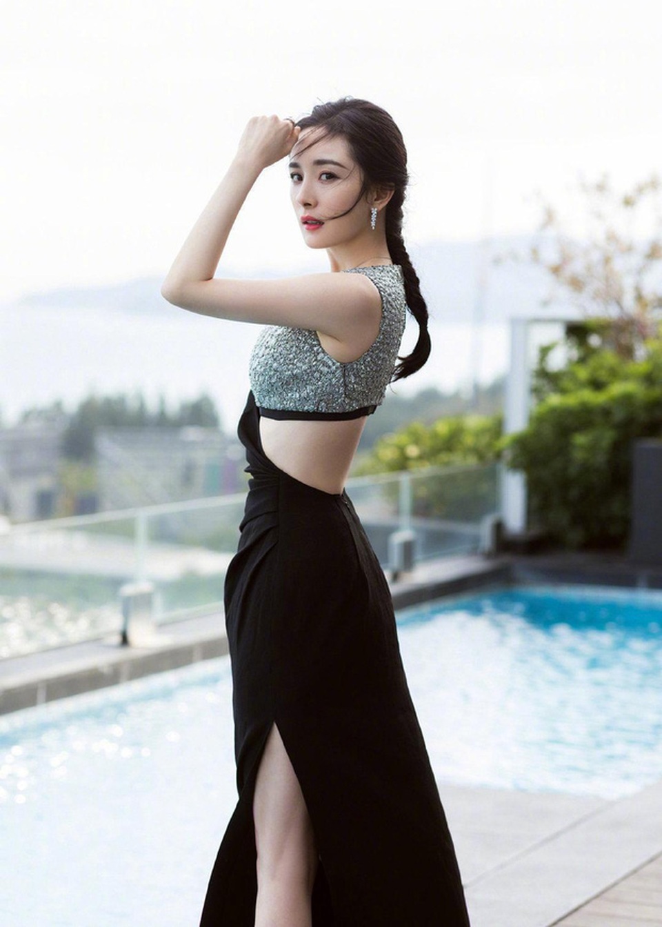 Dương Mịch mở màn trào lưu khoe eo độc đáo - 3 Dương Mịch mở màn trào lưu khoe eo độc đáo - 3