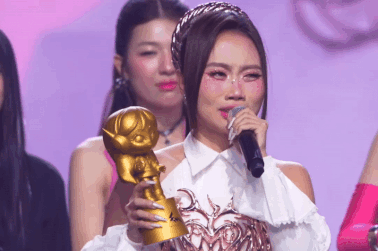 Phương Mỹ Chi: Từng khóc nức nở, giờ có giải quán quân đầu tiên sau 12 năm