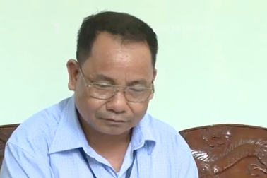 Tìm cách liên lạc với chủ tịch xã bất ngờ từ chức rồi "mất tích" cùng gia đình