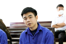 Đâm chết người vì lý do "lãng nhách"