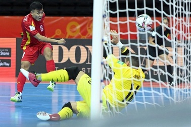 Đội tuyển futsal Việt Nam nhận "mưa thưởng nóng" sau khi giành vé đi tiếp