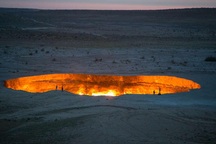 Hé lộ câu chuyện ít người biết về  ngọn lửa 50 năm của "Cổng địa ngục"