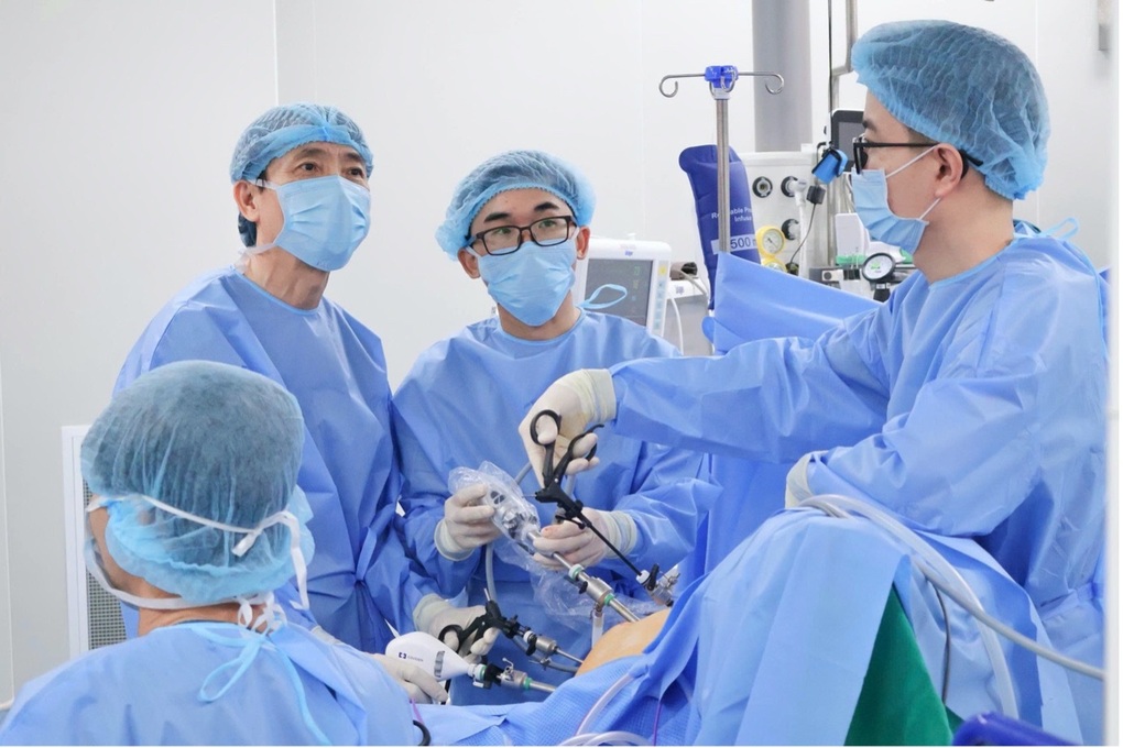 Ca phẫu thuật “cân não” cứu bệnh nhân ung thư tiêu hoá đa bệnh nền tại Vinmec Cần Thơ - 2