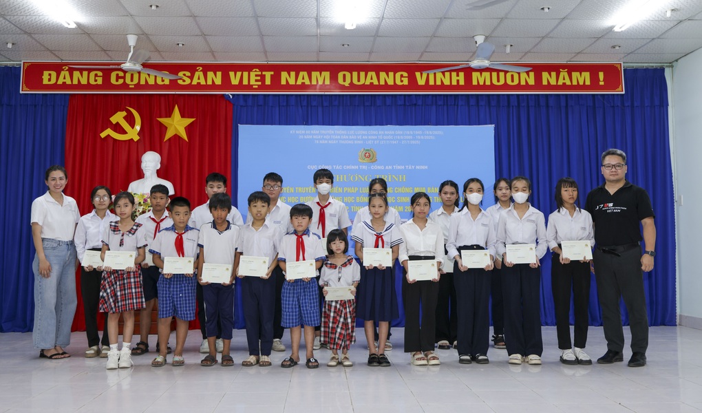Omoda Jaecoo đồng hành cùng “Chuyến bay màu xanh” - 1 Omoda Jaecoo đồng hành cùng “Chuyến bay màu xanh” - 1