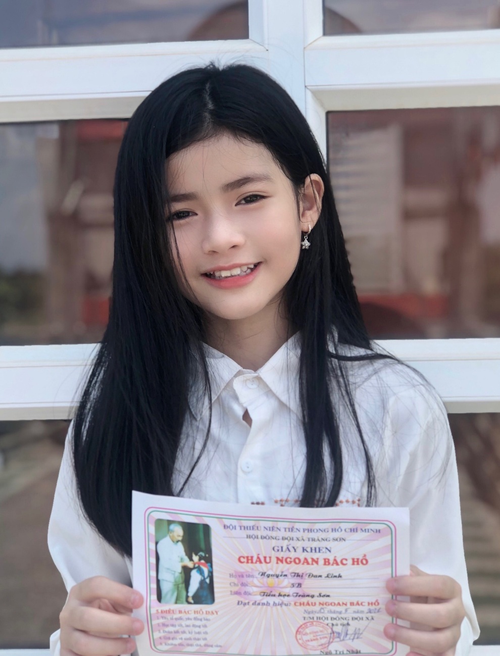 Bé gái xứ Nghệ bỗng nổi như cồn với clip làm nũng anh trai - 6 Bé gái xứ Nghệ bỗng nổi như cồn với clip làm nũng anh trai - 6