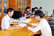 Đối tượng nào được hưởng chế độ công tác phí theo tháng?