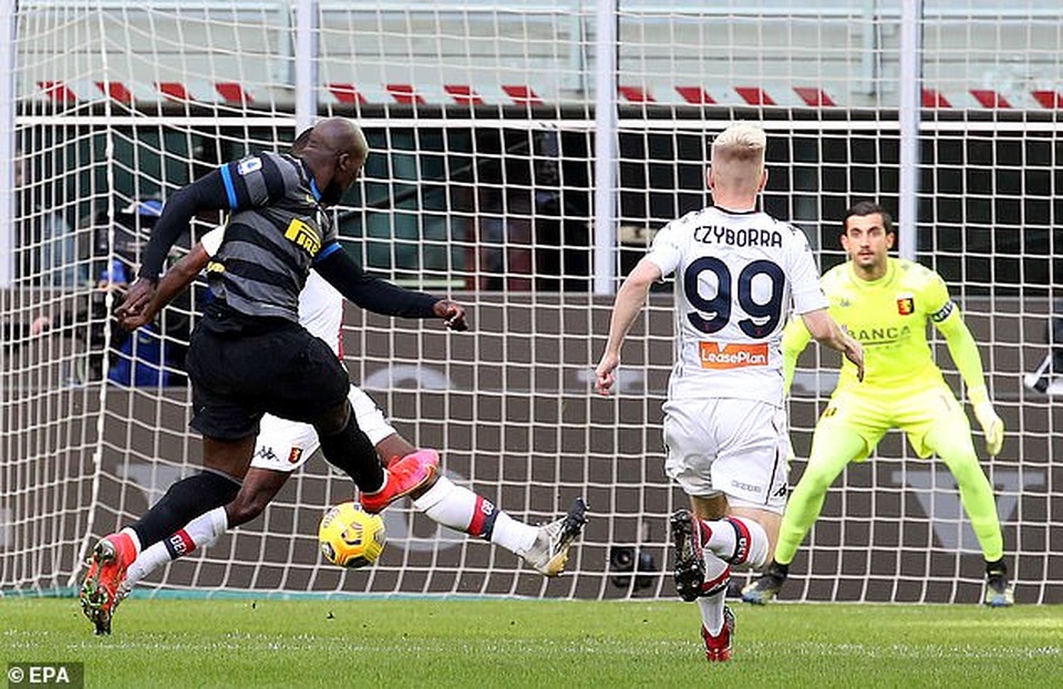 Inter Milan vững ngôi đầu, AC Milan đánh bại AS Roma - 1 Inter Milan vững ngôi đầu, AC Milan đánh bại AS Roma - 1