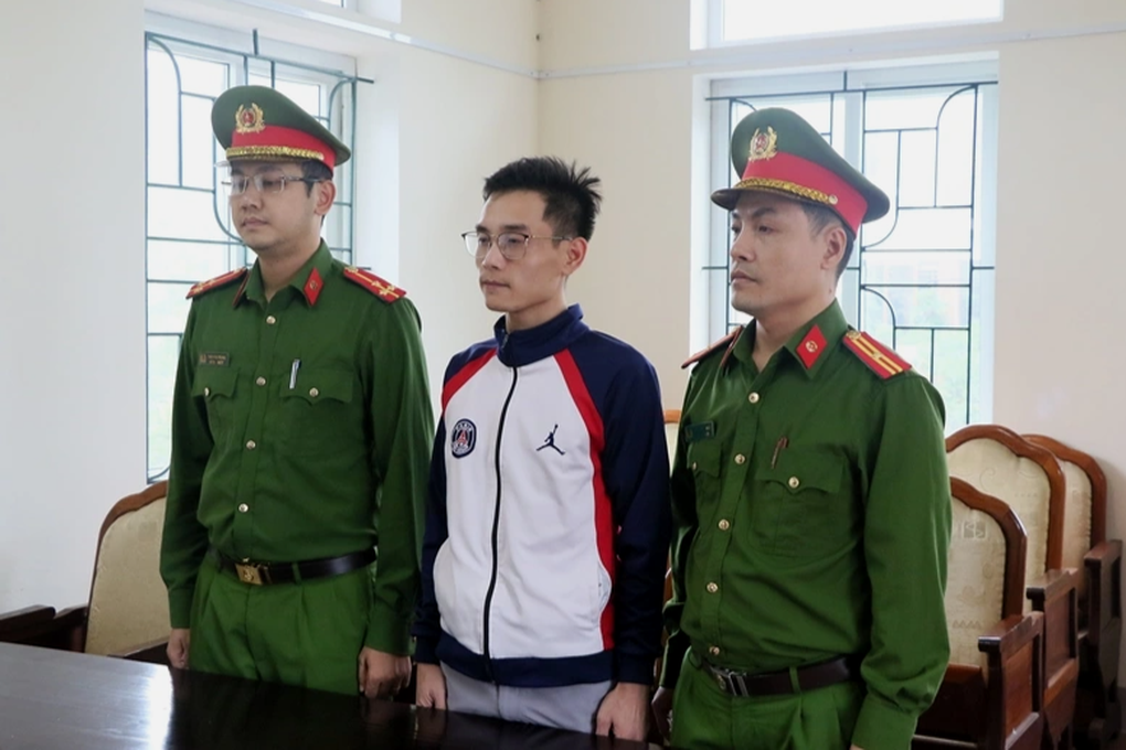 Người phụ nữ mất gần 1 tỷ đồng vì tin lời giới thiệu trên mạng xã hội - 1 Người phụ nữ mất gần 1 tỷ đồng vì tin lời giới thiệu trên mạng xã hội - 1