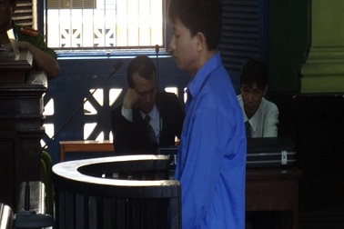 Hung thủ nhận 20 năm tù vì giết chết tình nhân trong cơn "cuồng ghen", 