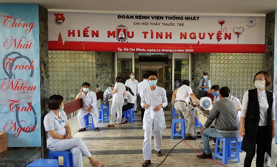 Ngân hàng máu dự trữ thiếu hụt, bệnh viện chung tay ứng cứu - 1 Ngân hàng máu dự trữ thiếu hụt, bệnh viện chung tay ứng cứu - 1