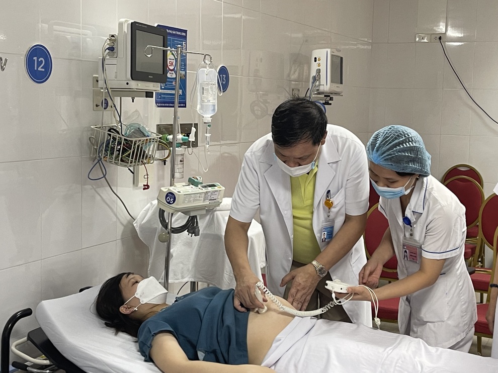 Rơi nước mắt vì hình ảnh sản phụ mắc Covid-19, bà bầu Hà Nội vội đi tiêm - 5 Rơi nước mắt vì hình ảnh sản phụ mắc Covid-19, bà bầu Hà Nội vội đi tiêm - 5