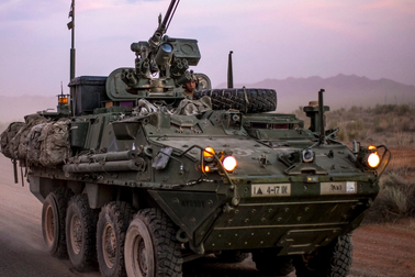 Mỹ cân nhắc viện trợ xe thiết giáp giúp Ukraine ngăn đà phản công của Nga