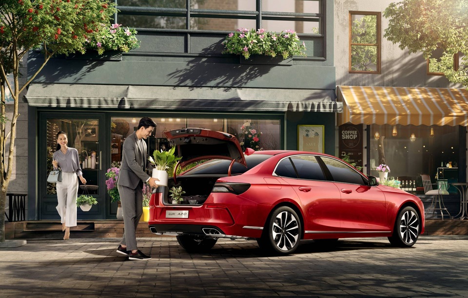 Bán hơn 30.000 xe chỉ sau 18 tháng: Nhờ đâu VinFast tăng trưởng thần kỳ? - 3 Bán hơn 30.000 xe chỉ sau 18 tháng: Nhờ đâu VinFast tăng trưởng thần kỳ? - 3