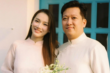 Nhã Phương - Trường Giang: 6 năm viên mãn, chồng mua đất vợ đứng tên sổ đỏ